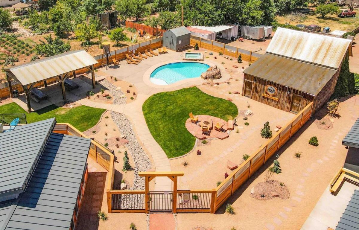 Timber & Tin G 2Bed 2Bath W Pool & Rooftop Deck Кейнаб Екстериор снимка